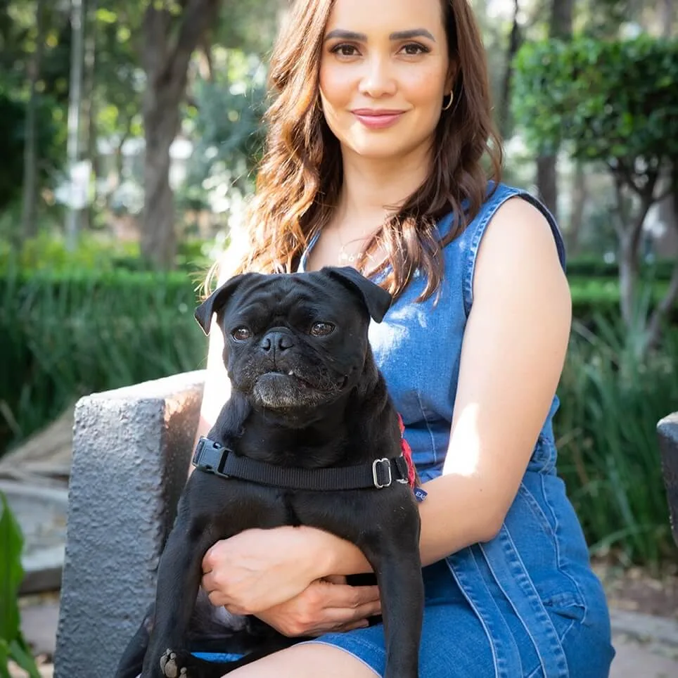 Sesión de mascota en el parque