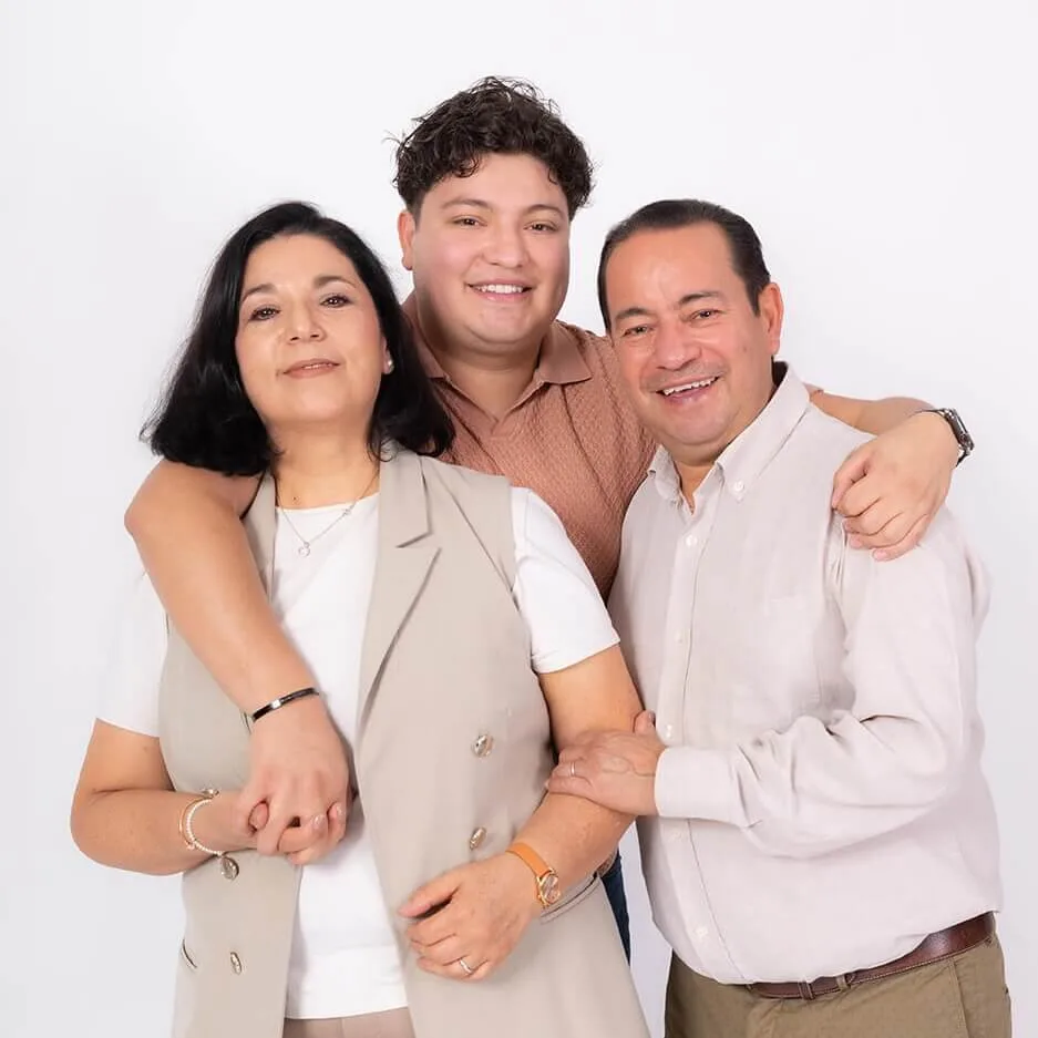Sesión familiar en estudio
