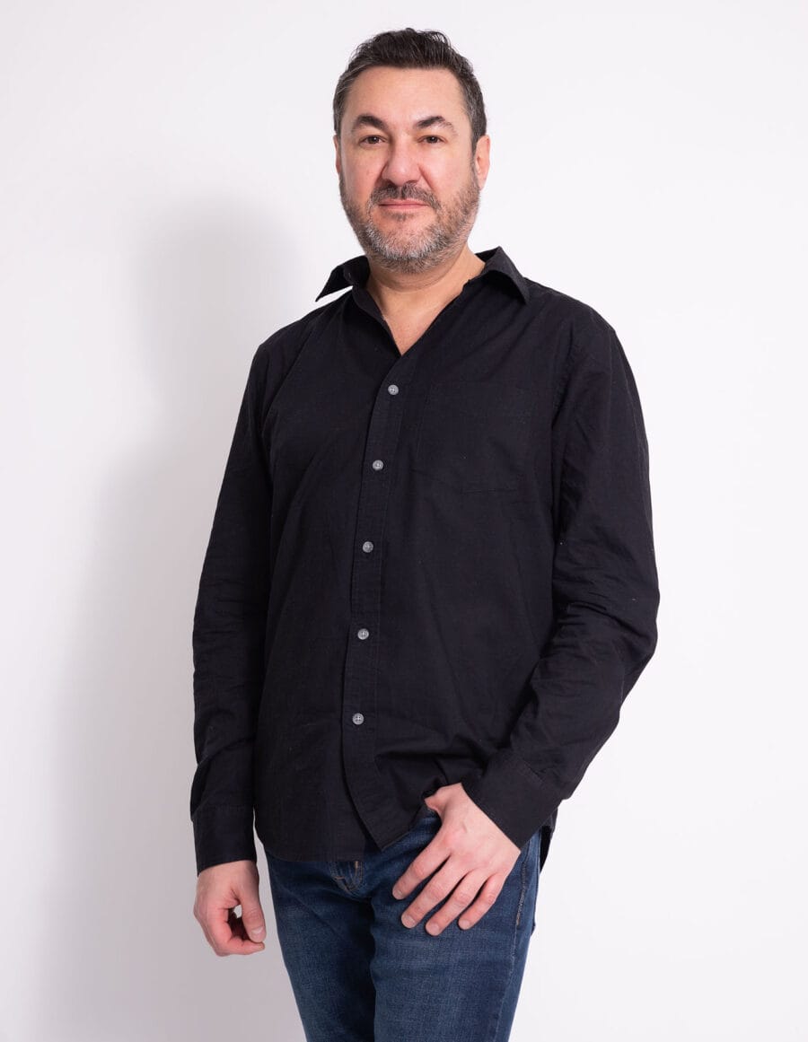 Retrato empresarial con iluminación profesional