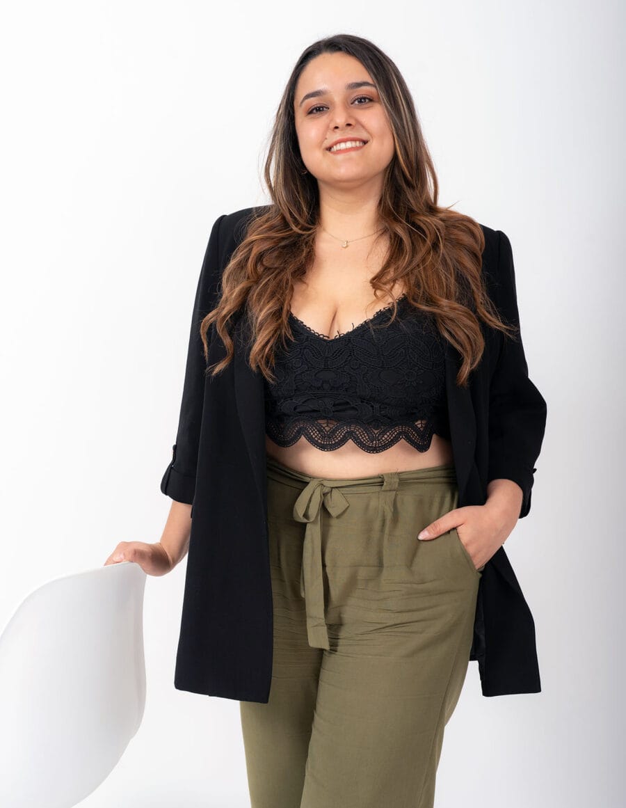 Fotografía ejecutiva con iluminación neutra