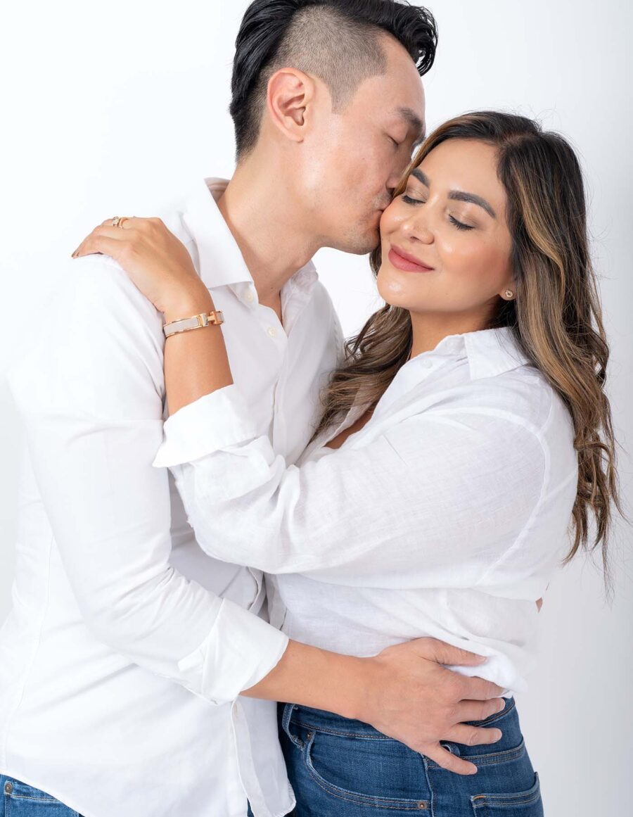 Sesión de fotos en pareja en estudio