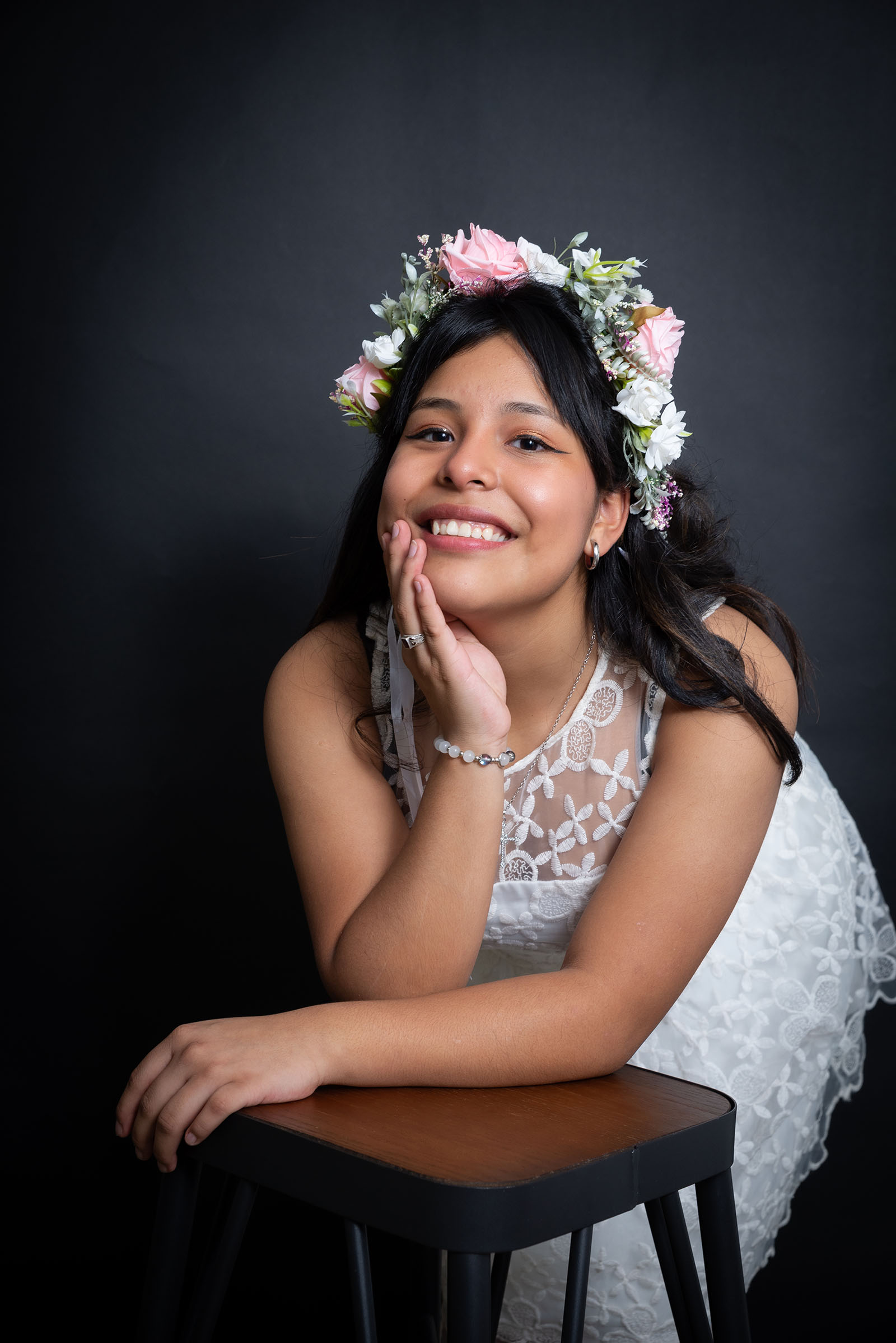 Sesión de quinceañera en estudio Sesión de quinceañera en estudio